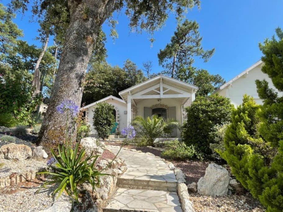 Villa Adorable Petite Maison A 400M De La Mer Saint-Georges-de-Didonne Exterior foto